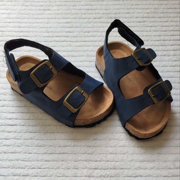 Boys Lucky Brand Toddler Blanc Foodbed Sandals Size 6 or 7 - Picture 9 of 9